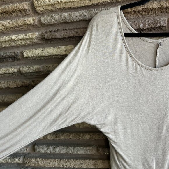 Heart Taupe Mauve Scoop Neck Batwing Sleeves Casual Top Size Small - Picture 5 of 8